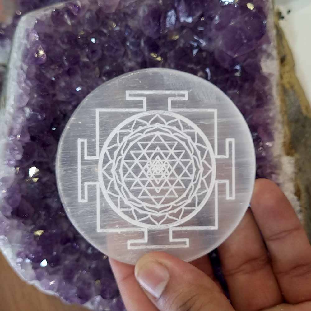 Dhan Yog Bracelet with Free Selenite Plate – Natural Crystals for Wealth, Success & Luck - Image 4